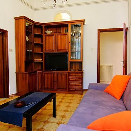 Appartamento Nel Borgo Medievale 莱万托 外观 照片